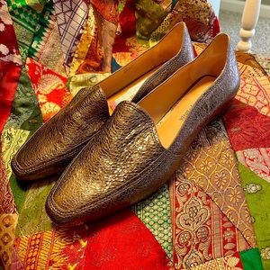 DONALD PLINER METALLIC LEATHER SLIP-ONS